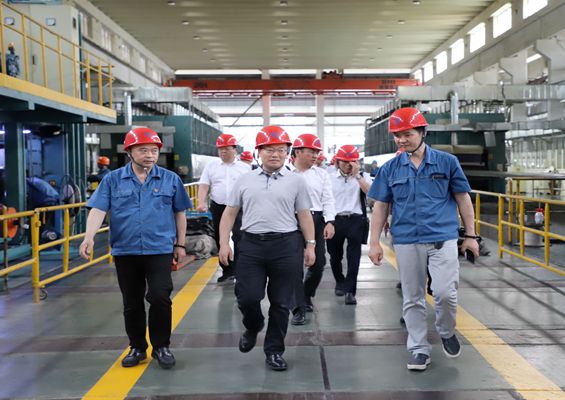 云南省西双版纳州委书记郑艺一行莅临乐竞体育股份调研指导